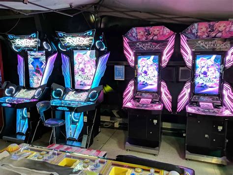 Sound Voltex: Un'Esplosione Ritmica di Energia e Neon!